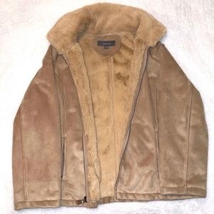 Pre-Owned Liz Claiborne Beige Fluffy Warm Cozy Fur Cold Weather Jacket Size XL